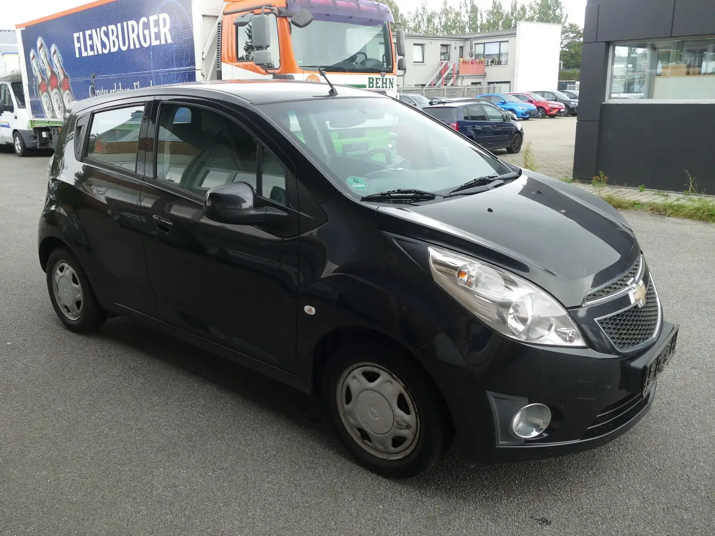 Chevrolet Spark Spark 1.0 LS Benzin Gas Klima Radio HU/AU 04/2026 Schwarz - 2