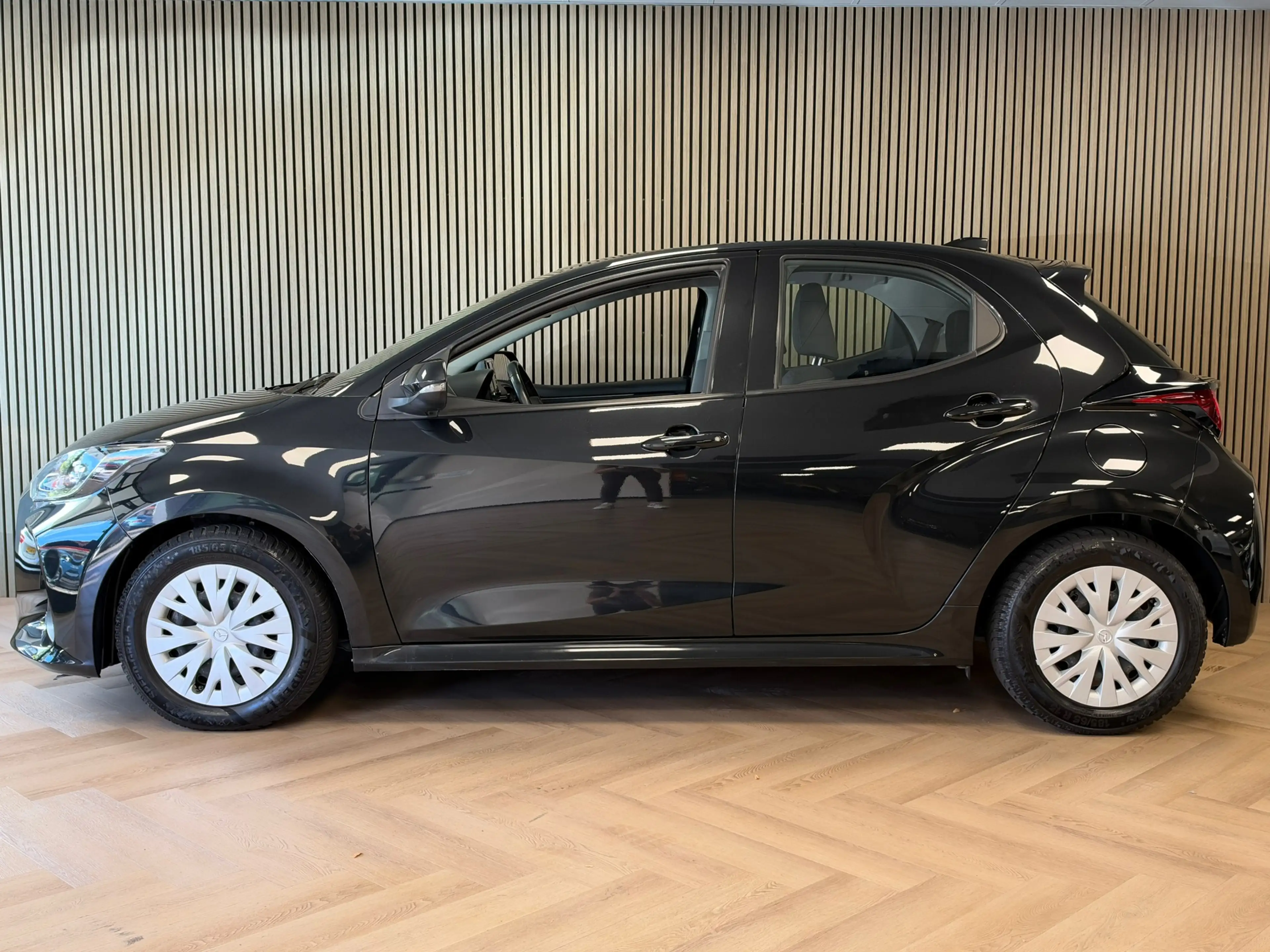 Mazda 2 Hybrid 1.5 Pure AUTOMAAT ADAPTIVE CRUISE CLIMATE C — photo 6