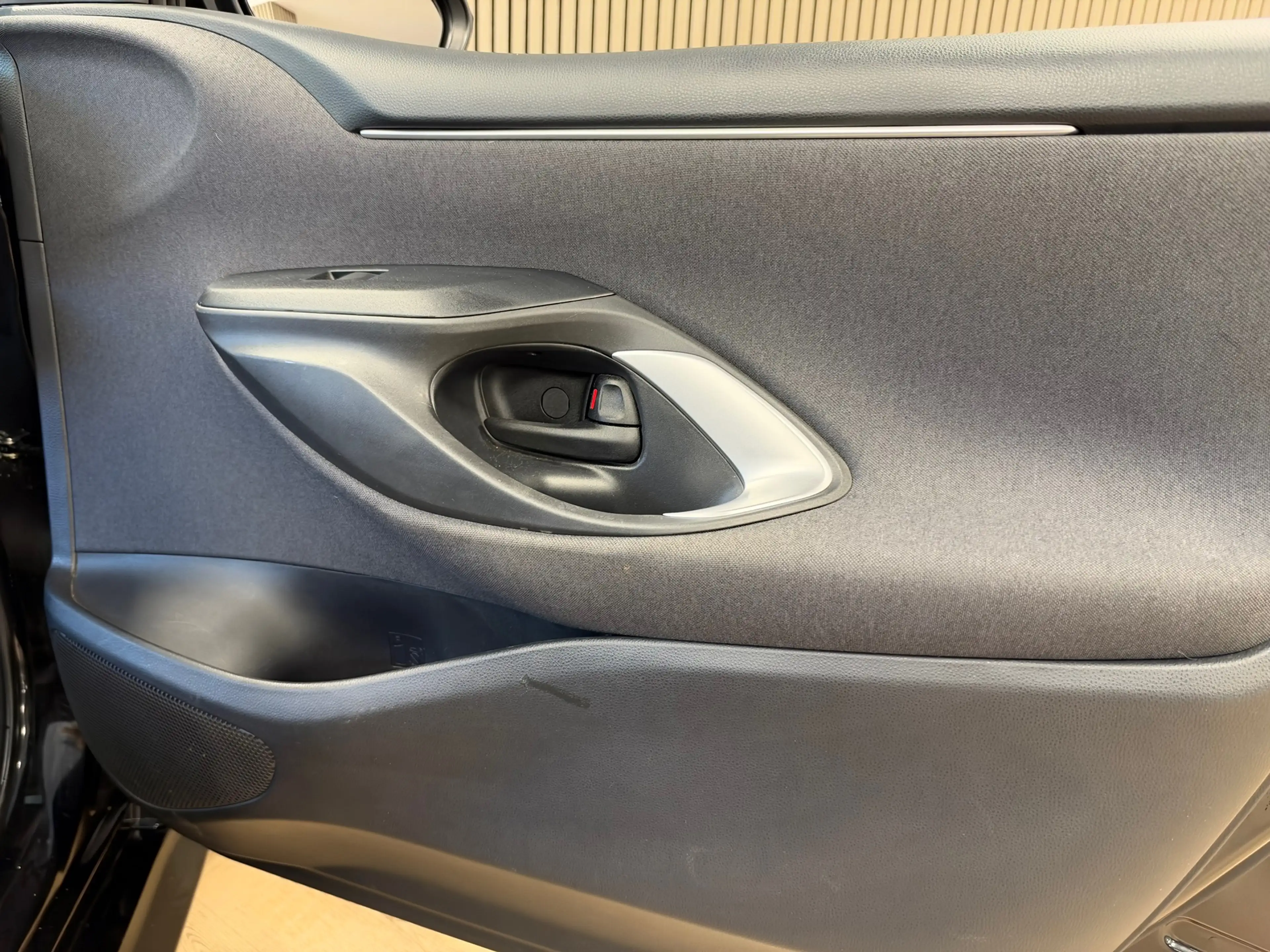 Mazda 2 Hybrid 1.5 Pure AUTOMAAT ADAPTIVE CRUISE CLIMATE C — photo 12