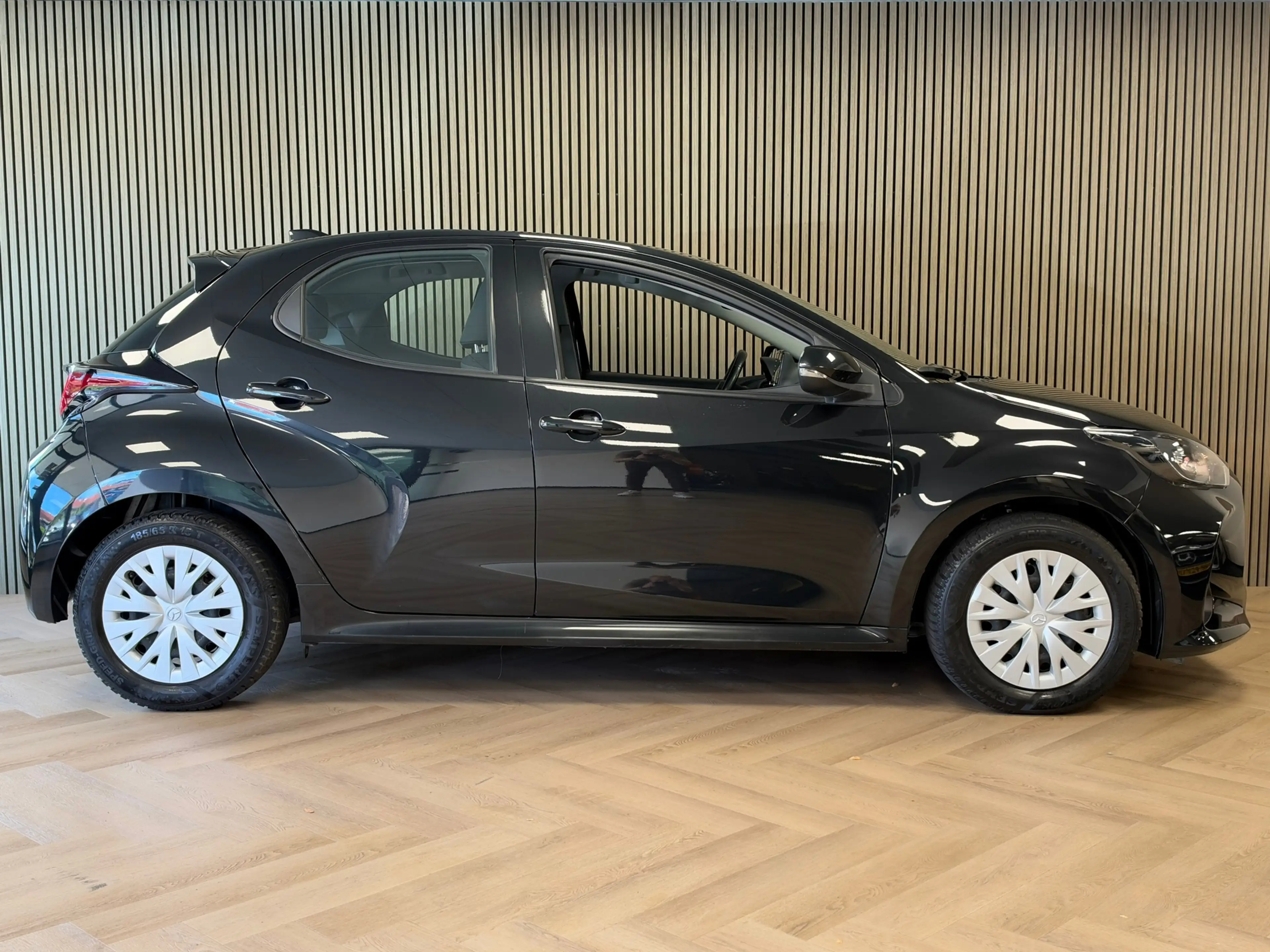 Mazda 2 Hybrid 1.5 Pure AUTOMAAT ADAPTIVE CRUISE CLIMATE C — photo 7