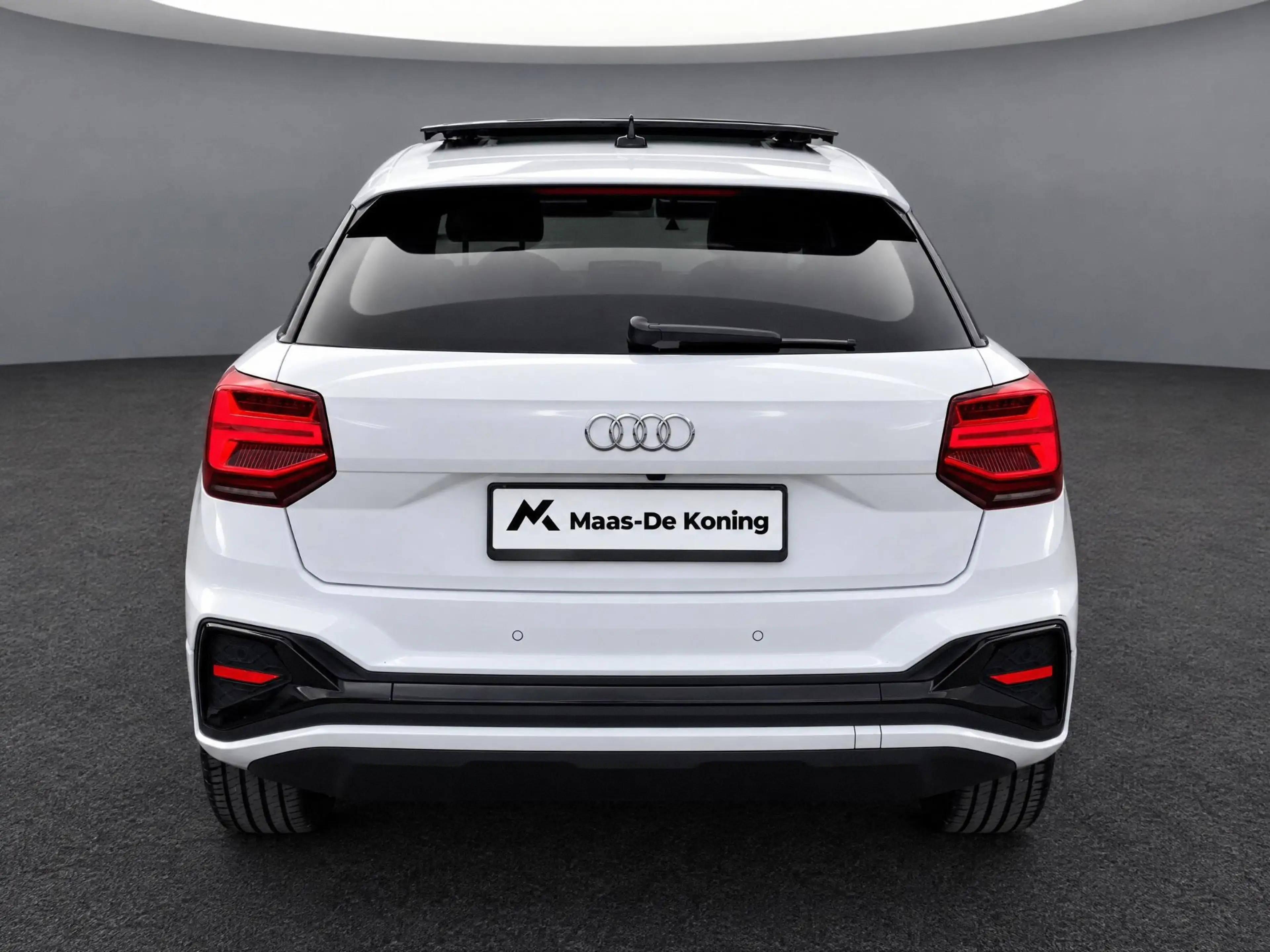 Audi Q2 35 TFSI/150PK S Line · Panoramadak · SONOS Audio · — photo 5