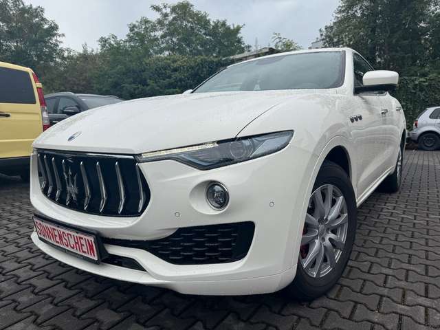 Imagine Maserati Levante Diesel*SPORTAUSPUFF*ALCANTARA*TÜV NEU