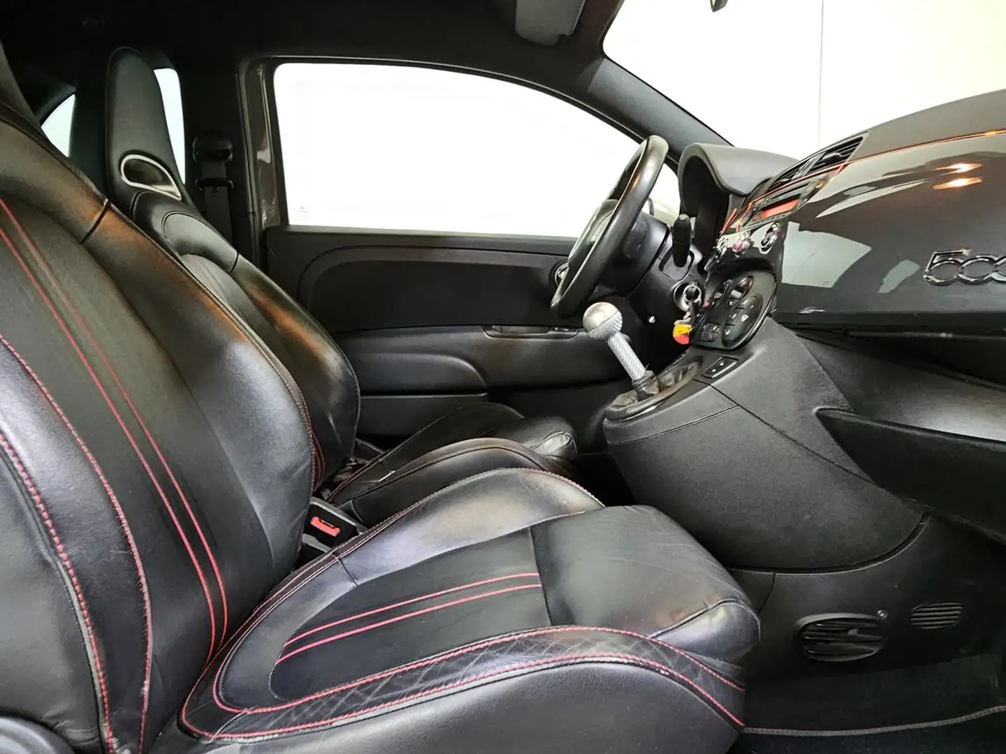 Abarth 595 Turismo 1.4 Benzine Man. 160 pk- Airco - PDC- Xenon - T... Gris - 2