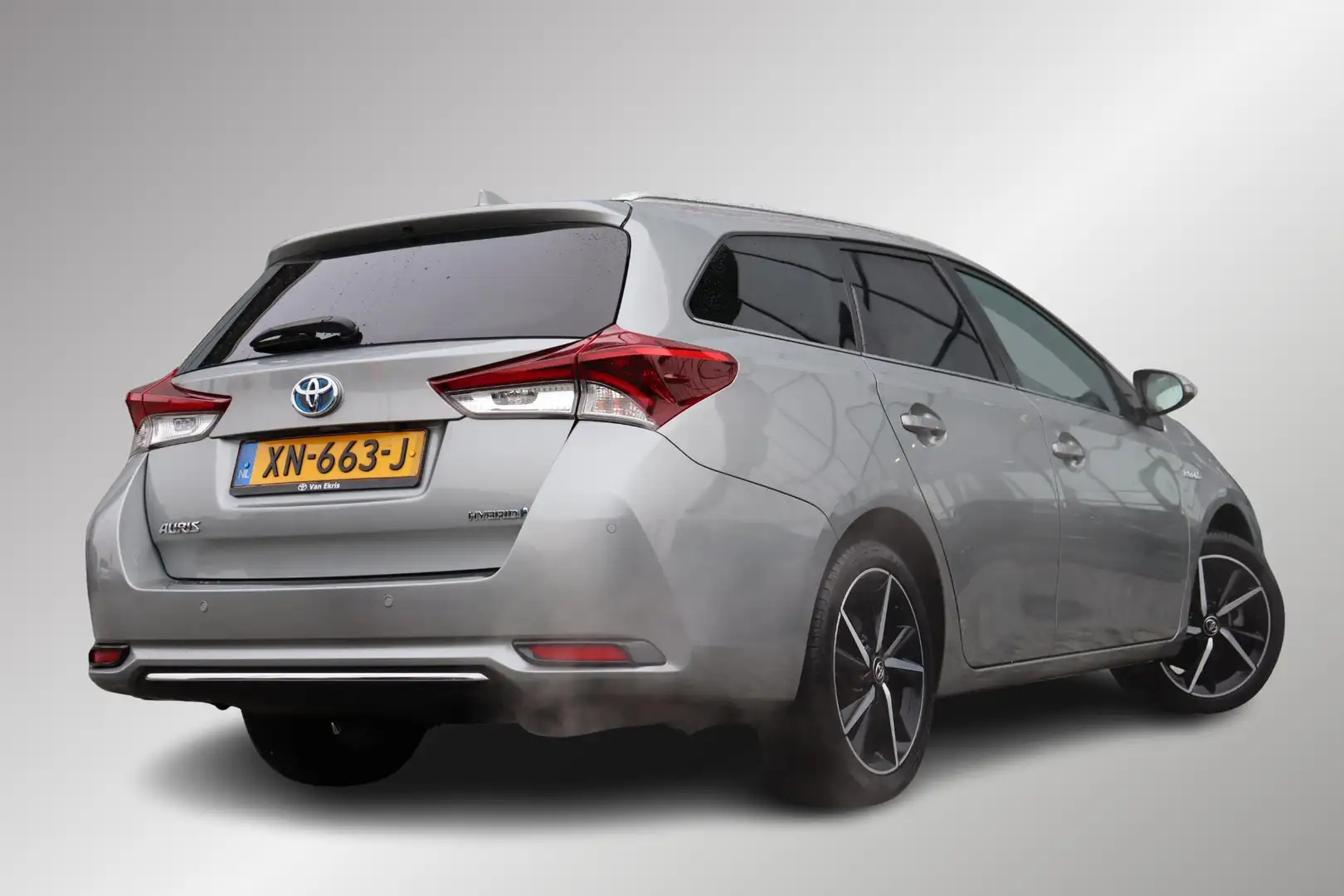 Toyota Auris Touring Sports 1.8 Hybrid Dynamic Ultimate, Stoelv Grijs - 2