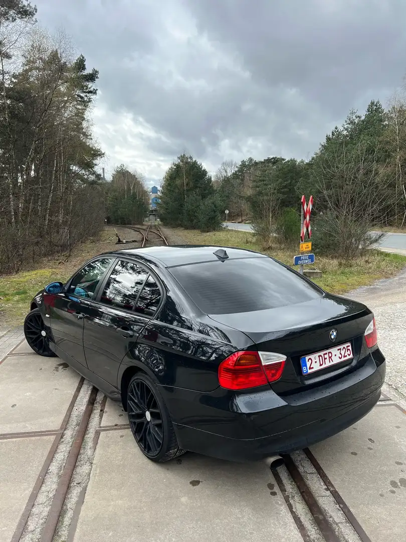 BMW 318 318i e90 Zwart - 2