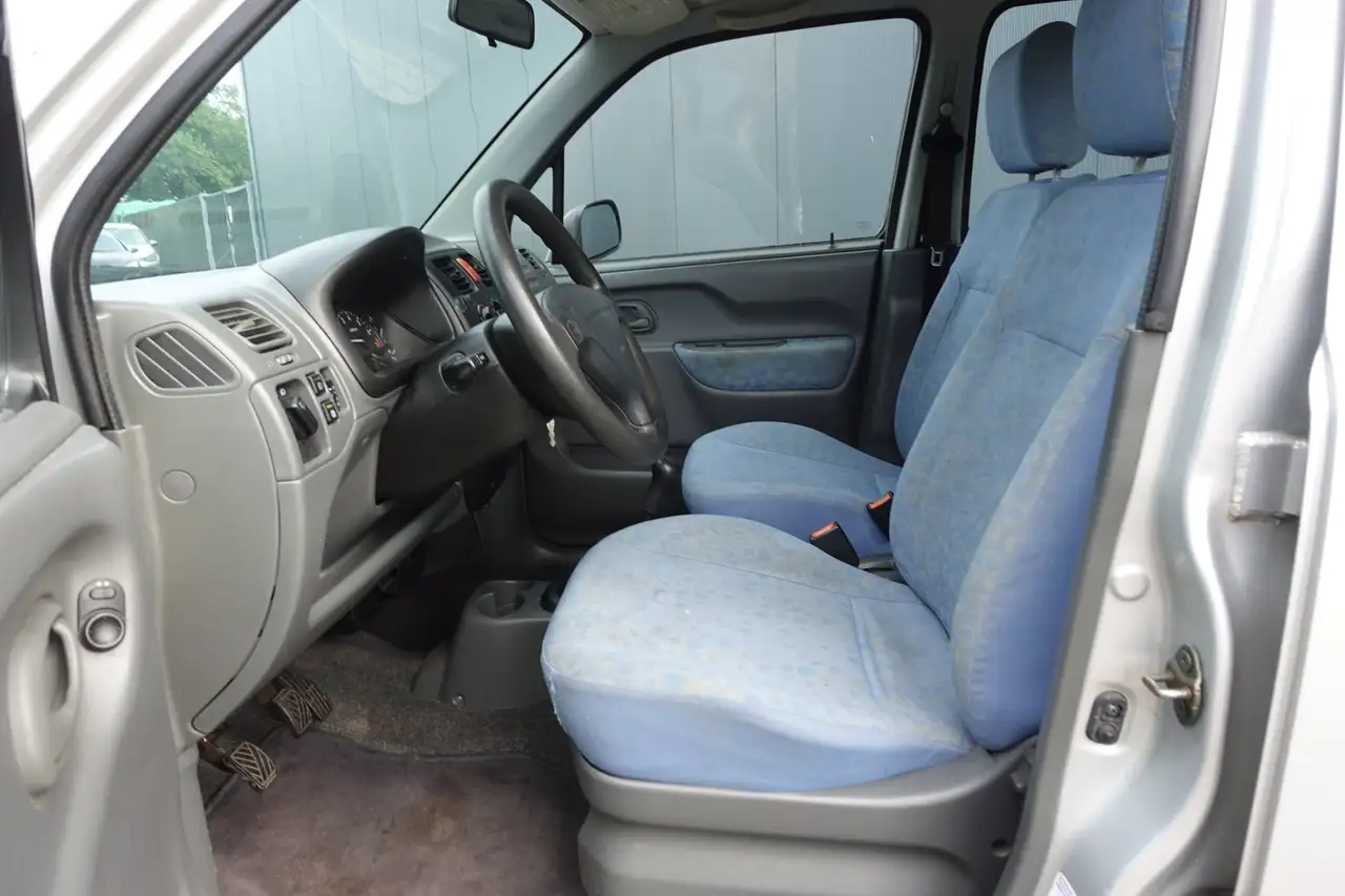 Suzuki Wagon R+ 1.3 GL, foto 5