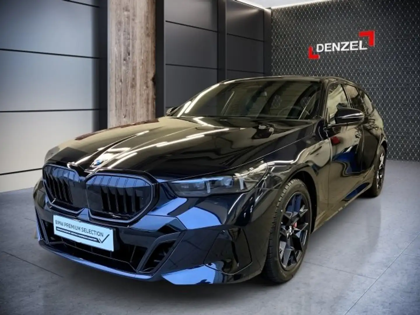 BMW 540 d xDrive Touring G61 Schwarz - 2