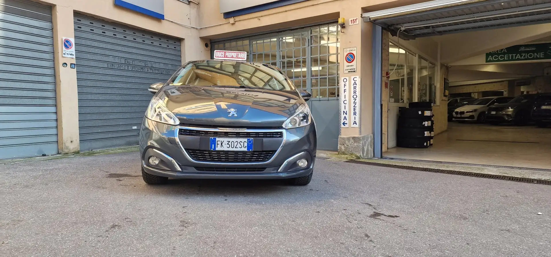 Peugeot 208 208 I 2015 5p 1.6 bluehdi Allure 75cv Grigio - 2