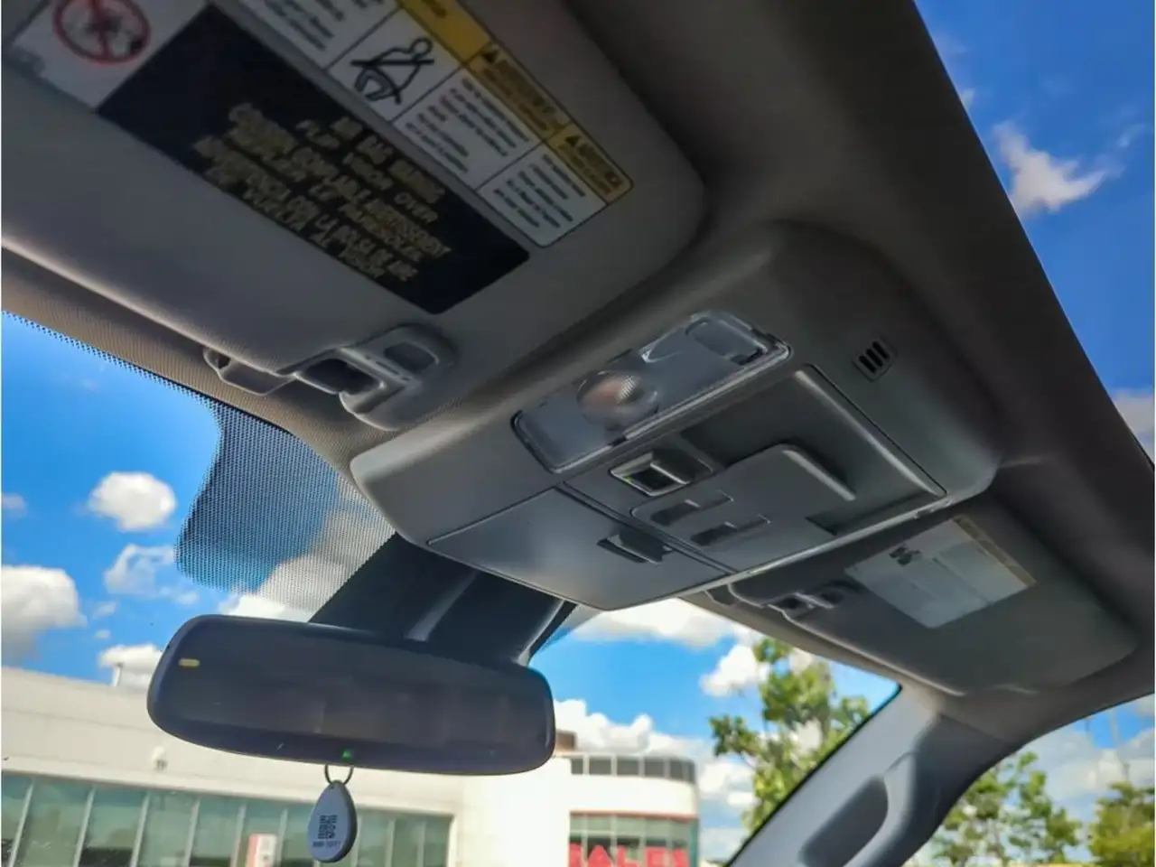 Toyota Tundra снимка Toyota Tundra