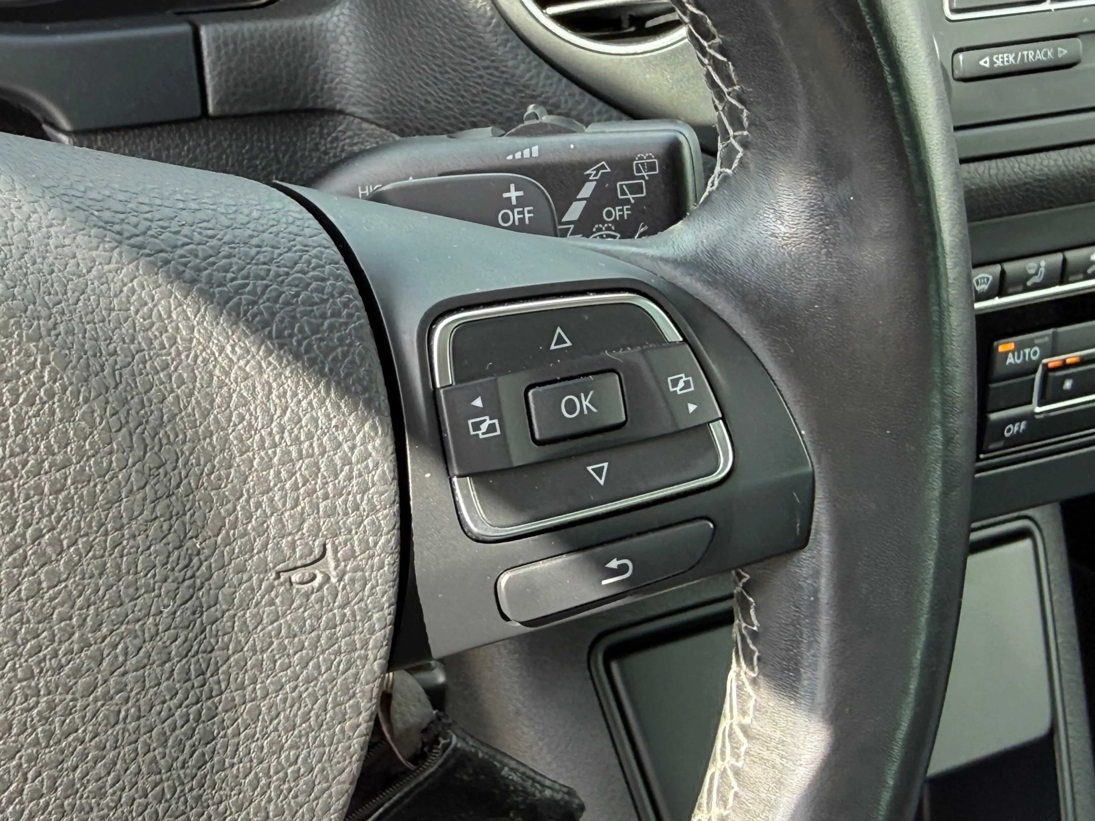Volkswagen Golf Plus 1.4 TSI Highline Sportvelgen | Dakrails | Parkeers — photo 11