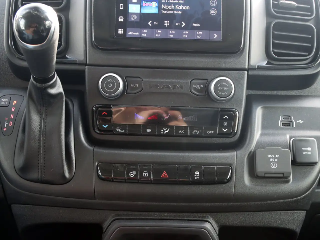 RAM ProMaster 3500 снимка RAM ProMaster 3500