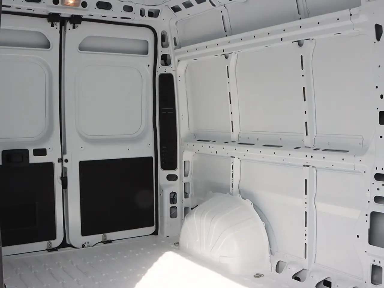 RAM ProMaster 3500 снимка RAM ProMaster 3500