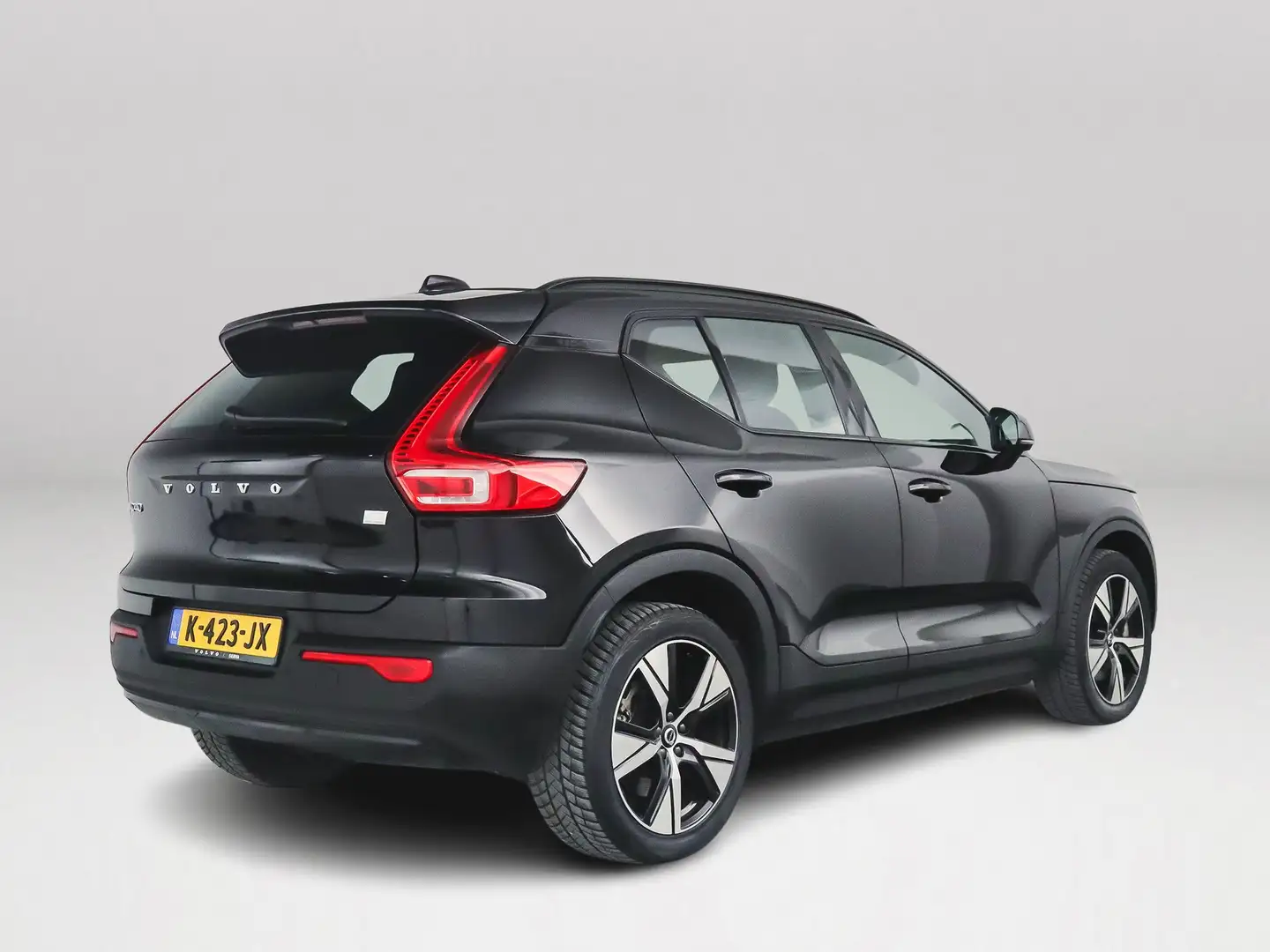 Volvo XC40 Recharge P8 Aut. AWD R-Design | Parkeercamera | Tr Zwart - 2