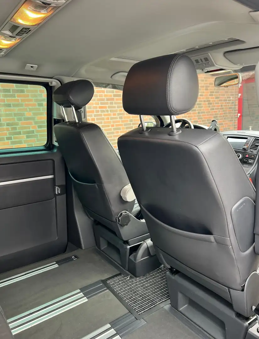 Volkswagen Bus Negro - 1