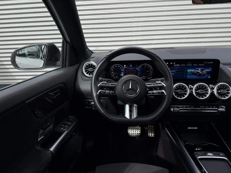 Mercedes-Benz GLA 250 e AMG Line |Pano|Camera|Stoelver| — photo 3