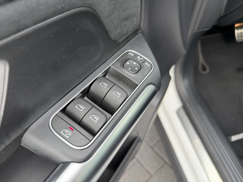 Mercedes-Benz GLA 250 e AMG Line |Pano|Camera|Stoelver| — photo 10