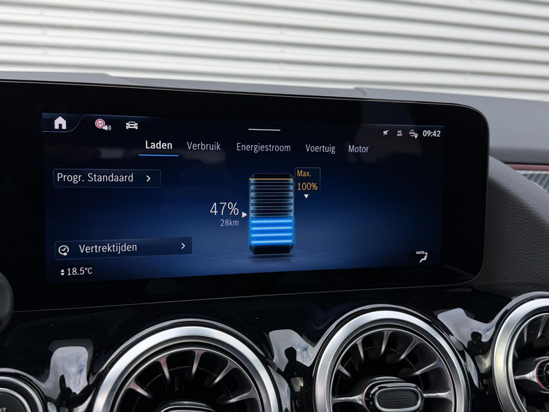 Mercedes-Benz GLA 250 e AMG Line |Pano|Camera|Stoelver| — photo 26