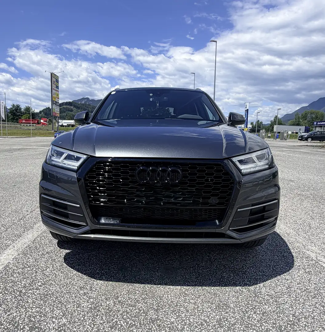 Audi Q5 2,0 TDI quattro sport S-tronic Grau - 1