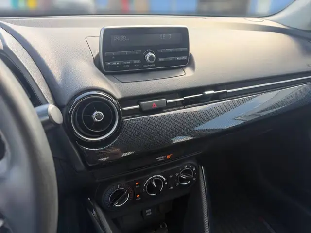 Mazda G75 Challenge view 11