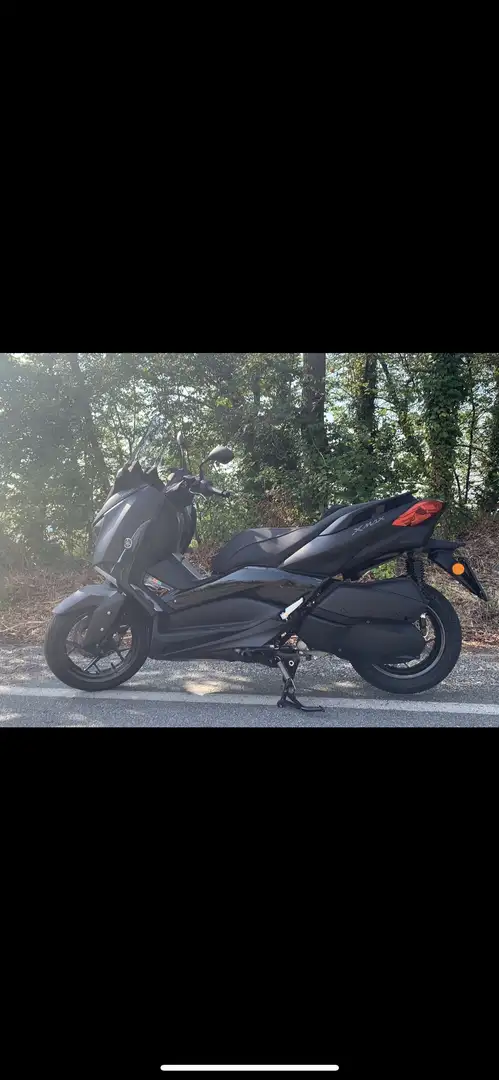 Yamaha X-Max 300 tech max - 1