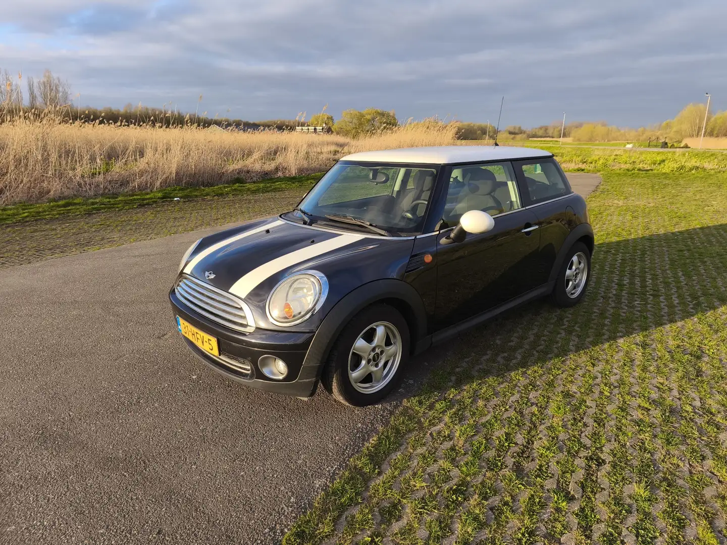 MINI Cooper Cooper 1.6 Noir - 2