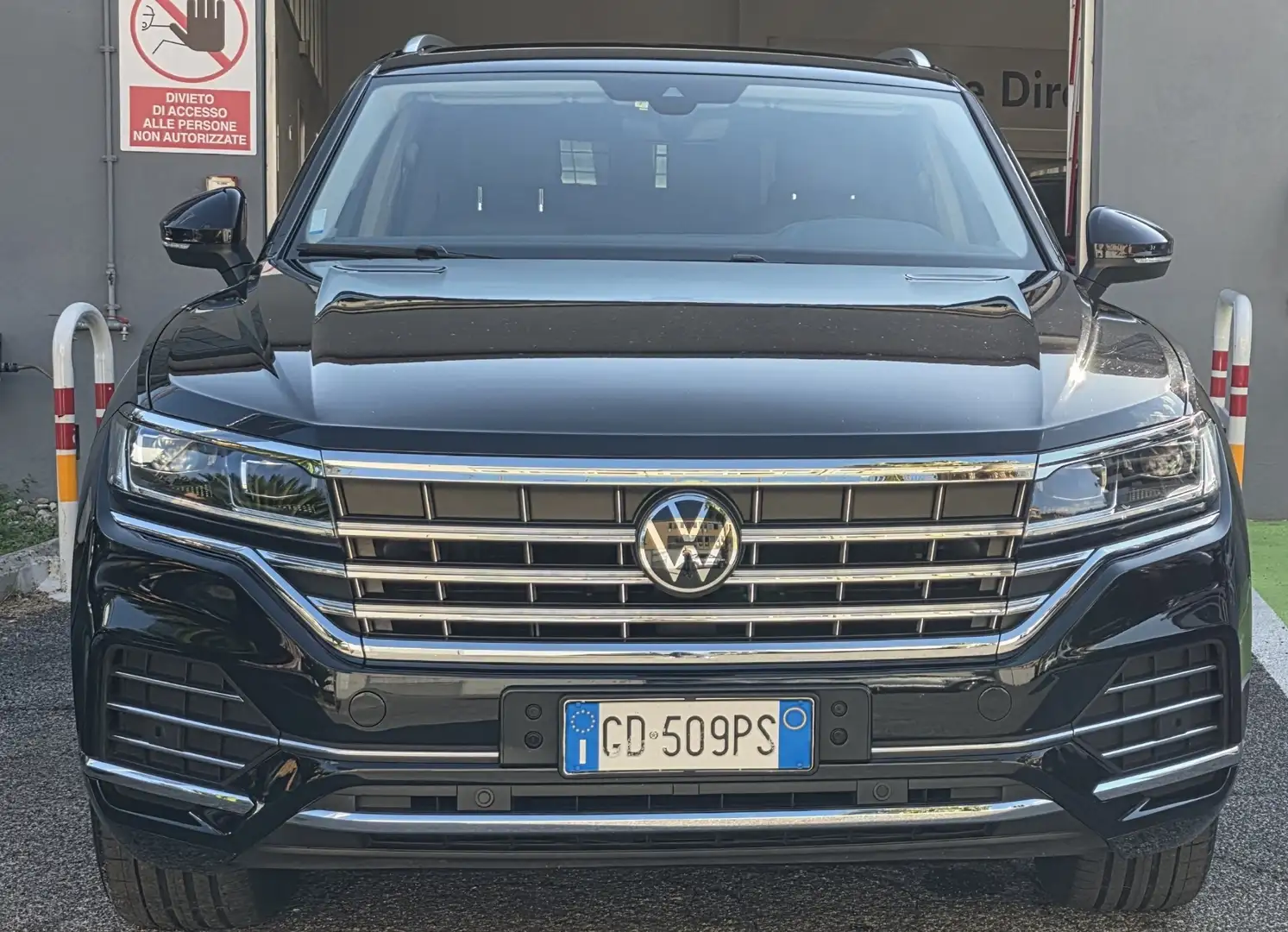 Volkswagen Touareg 3.0 V6 tdi Elegance 286cv tiptronic - 1