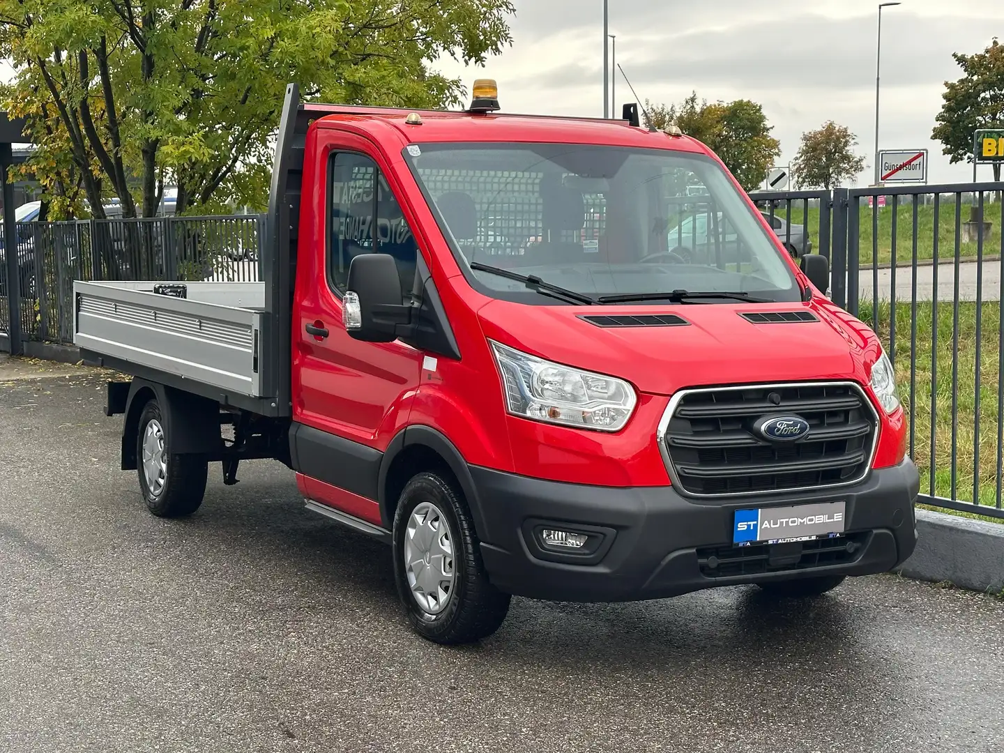 Ford Transit Pritsche 350 L2 Einzelkabine Trend // 1.BESITZ // Rot - 2
