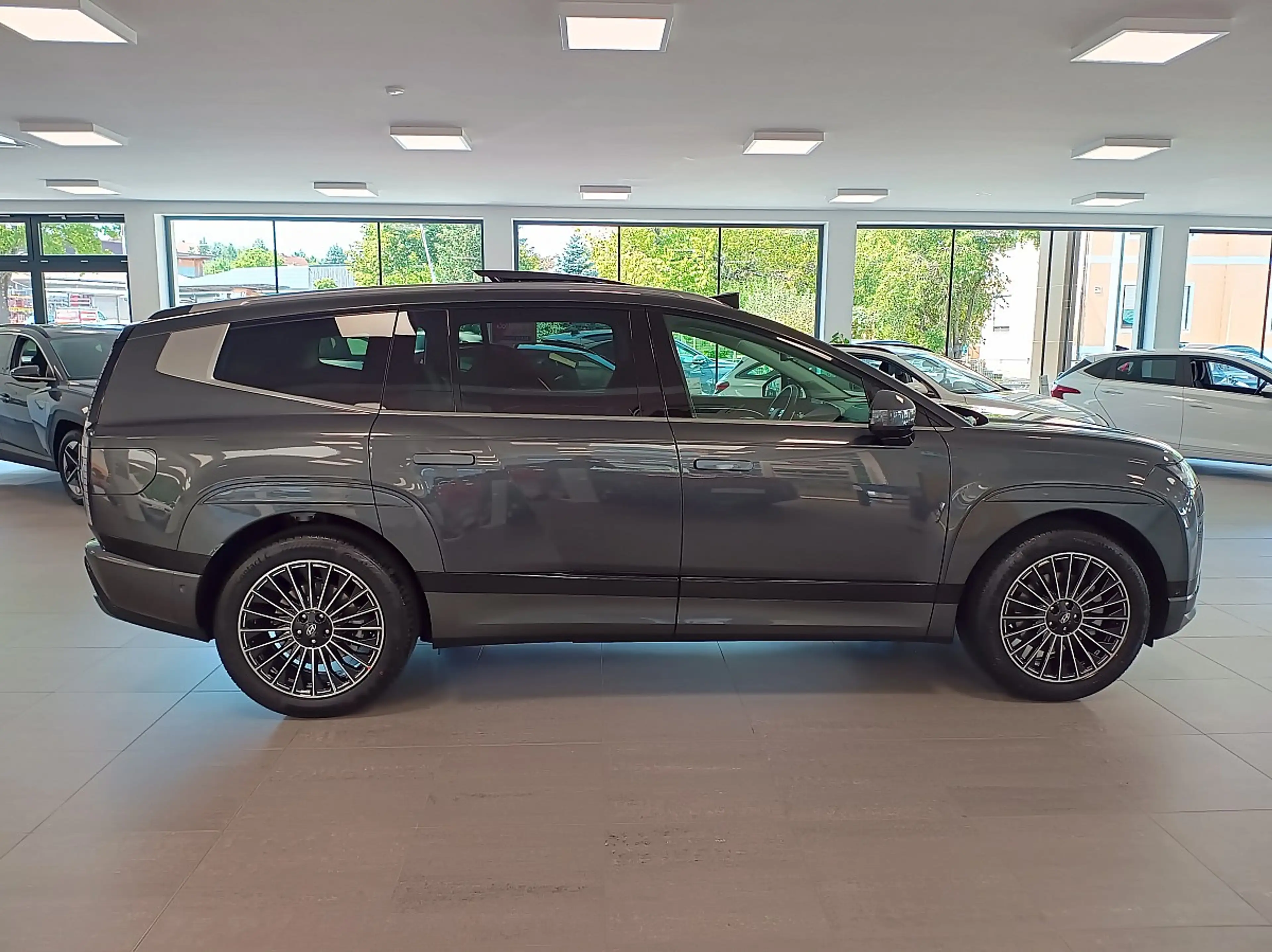 Hyundai IONIQ 9 110kWh 4WD 7Stz. Calligraphy *Matrix* — photo 6