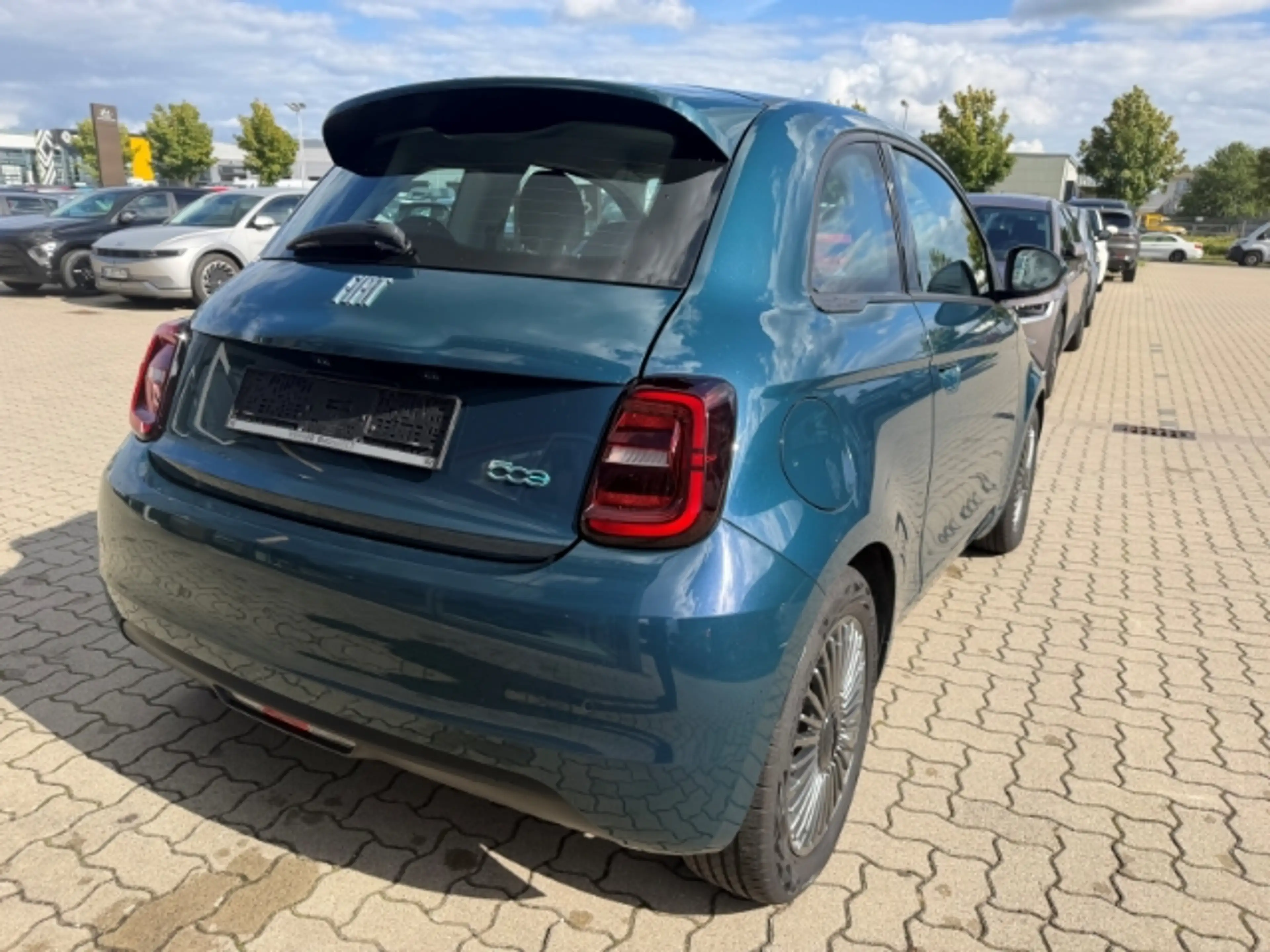 Fiat 500e Icon *Sitzheizung *Apple Car Play *Tempomat — photo 8