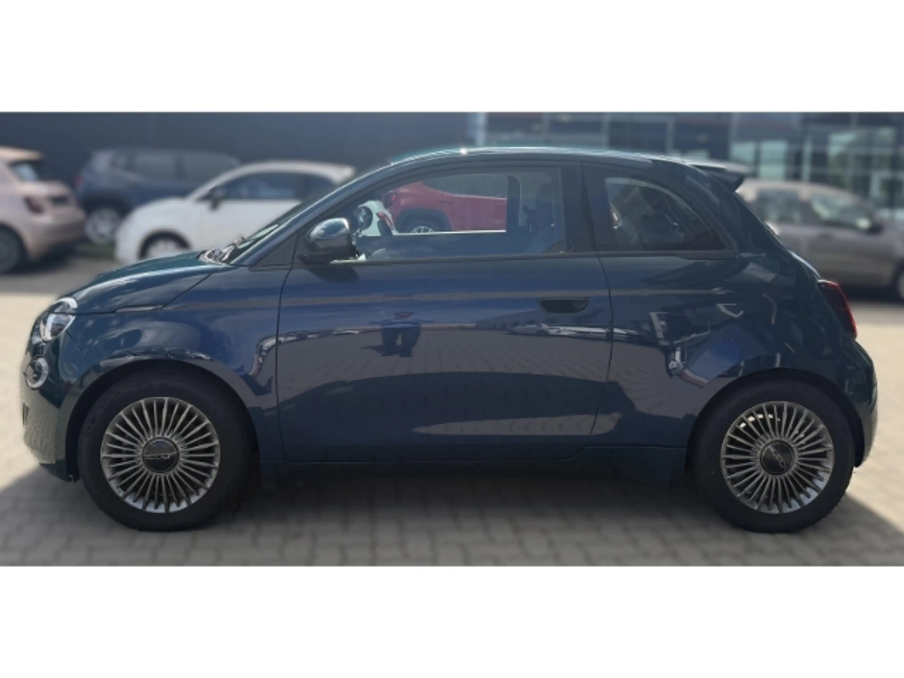 Fiat 500e Icon *Sitzheizung *Apple Car Play *Tempomat — photo 4