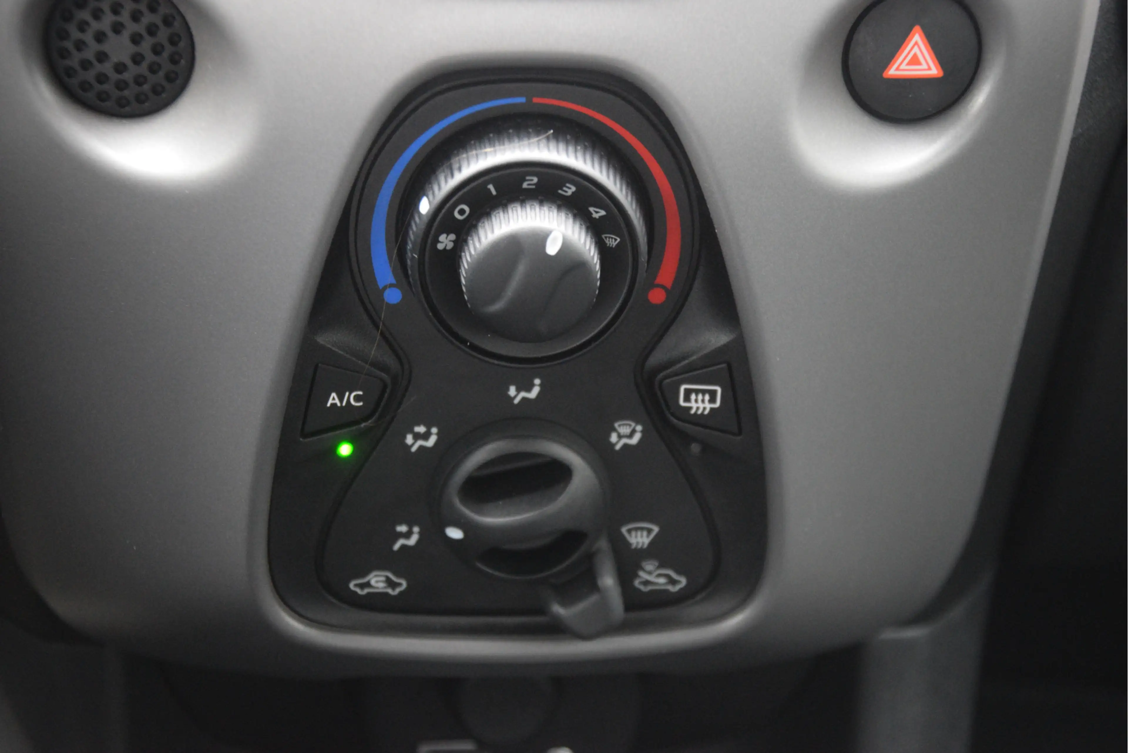 Peugeot 108 1.0 e-VTi Active Carplay | Camera  Airco | groot s — photo 21