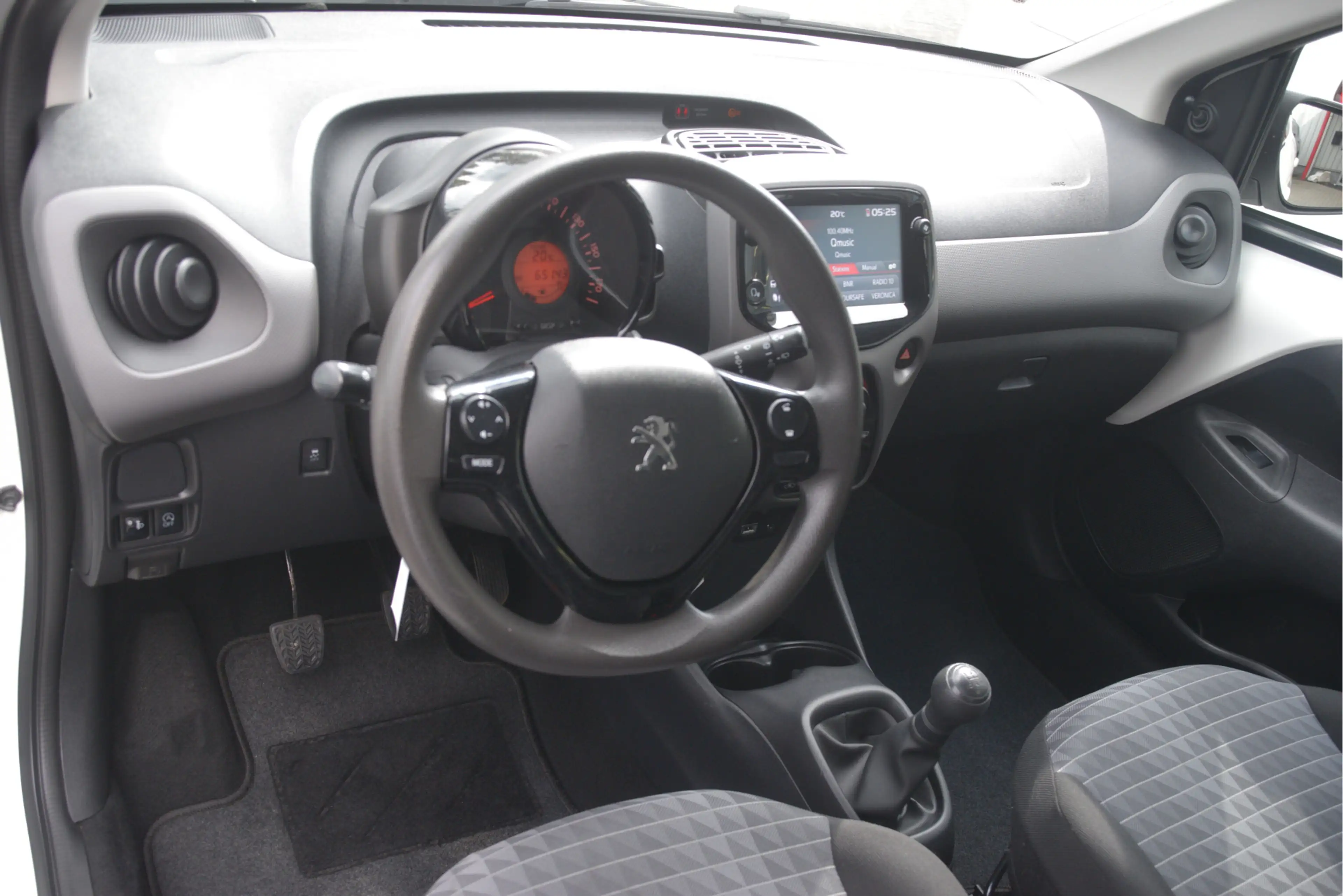 Peugeot 108 1.0 e-VTi Active Carplay | Camera  Airco | groot s — photo 8