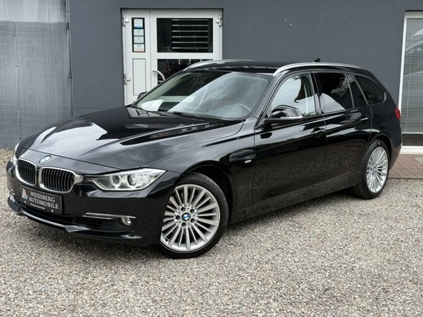 BMW 328 i Touring Luxury,Autom,Leder,BI-Xenon,Navi Noir - 1