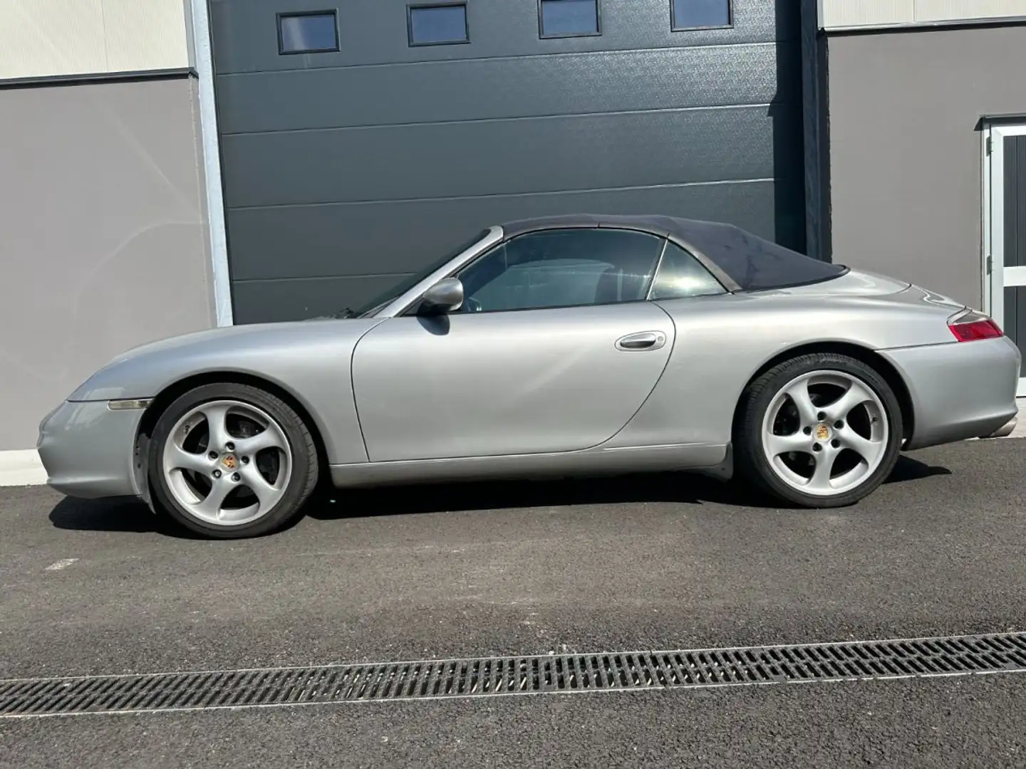 Porsche 911 996 3.6 CARRERA 2 320cv BOITE MECANIQUE Nombreuses Gris - 2