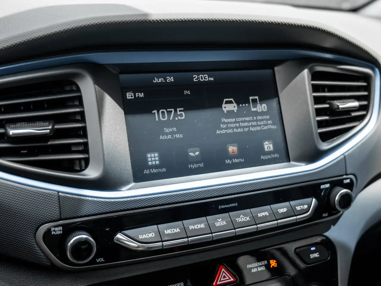 Hyundai IONIQ снимка Hyundai IONIQ