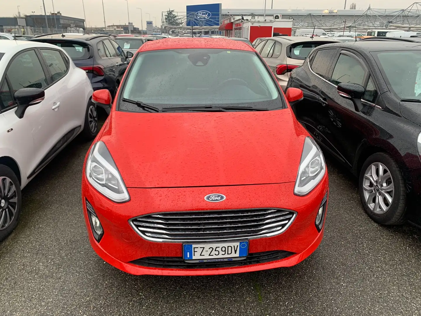 Ford Fiesta 5p 1.1 Titanium 85cv my19.5 Rood - 2