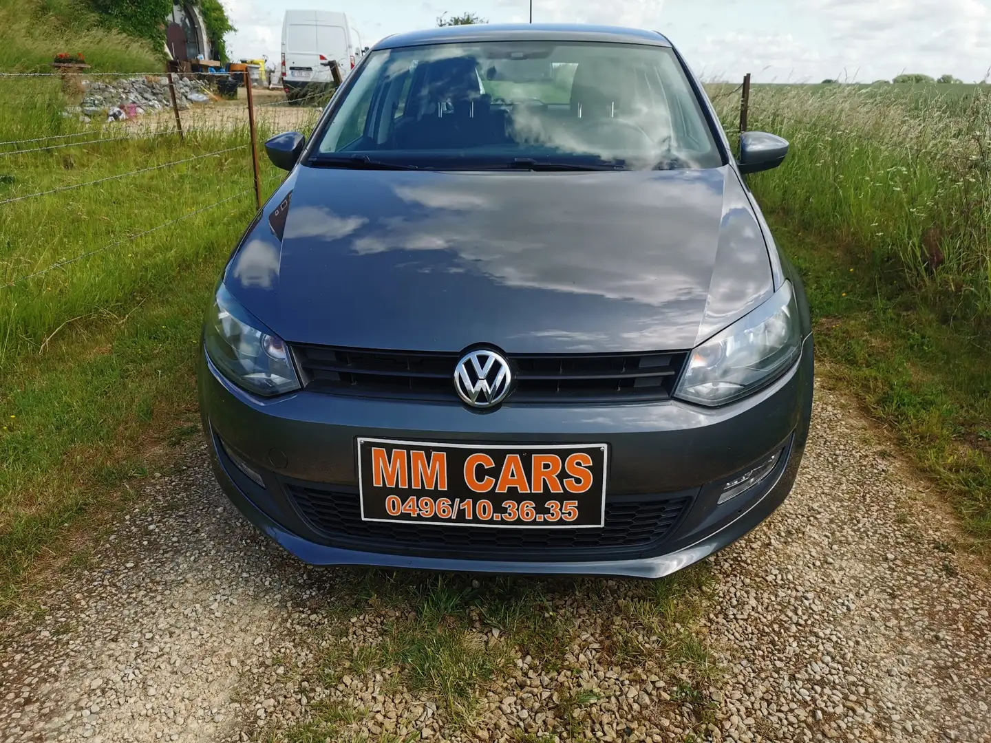 Volkswagen Polo 1.2i ESSENCE 2013 5 PORTES CLIM GARANTIE 1 AN Gris - 1