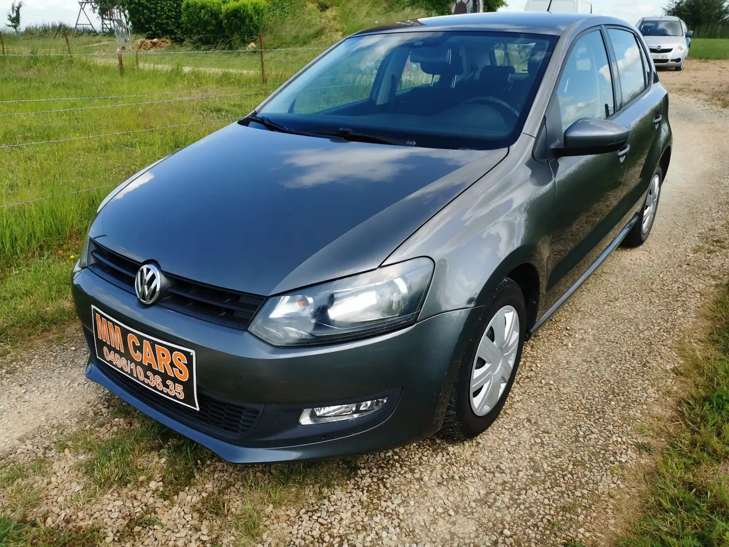 Volkswagen Polo 1.2i ESSENCE 2013 5 PORTES CLIM GARANTIE 1 AN Gris - 2