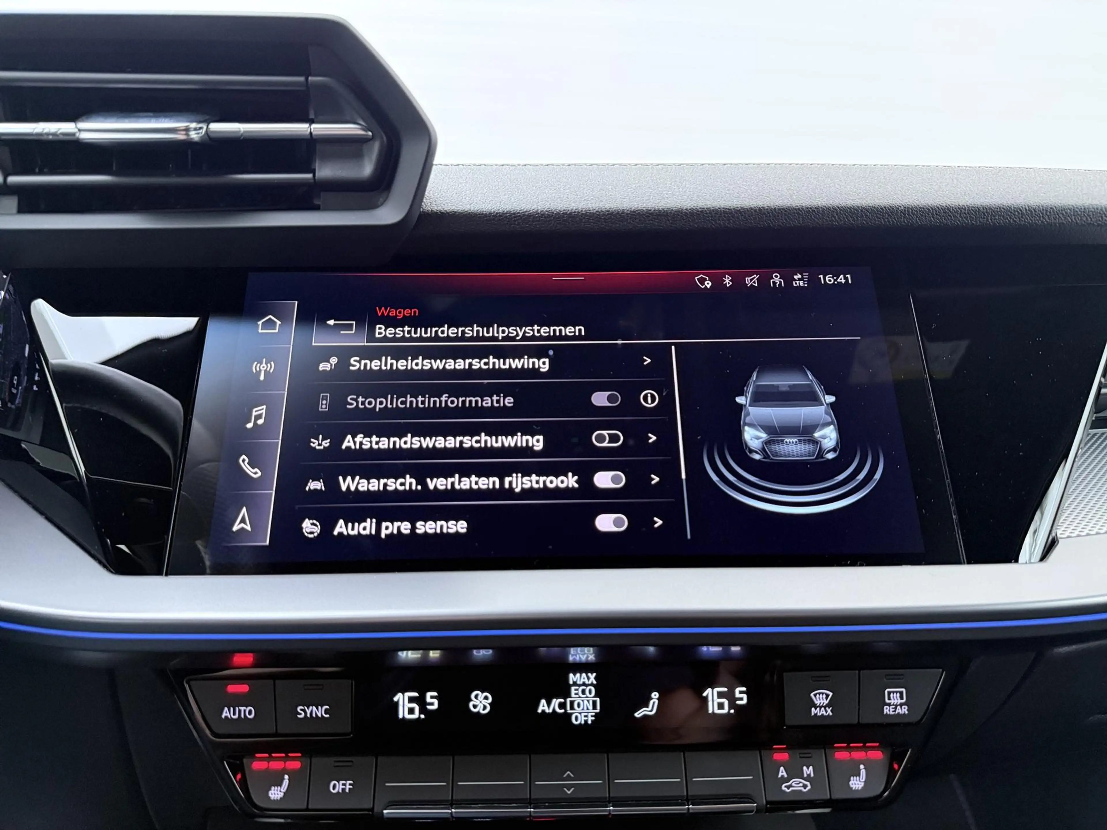 Audi A3 Sportback 30 TFSI S-line | Full LED | Stoelverwarm — photo 10