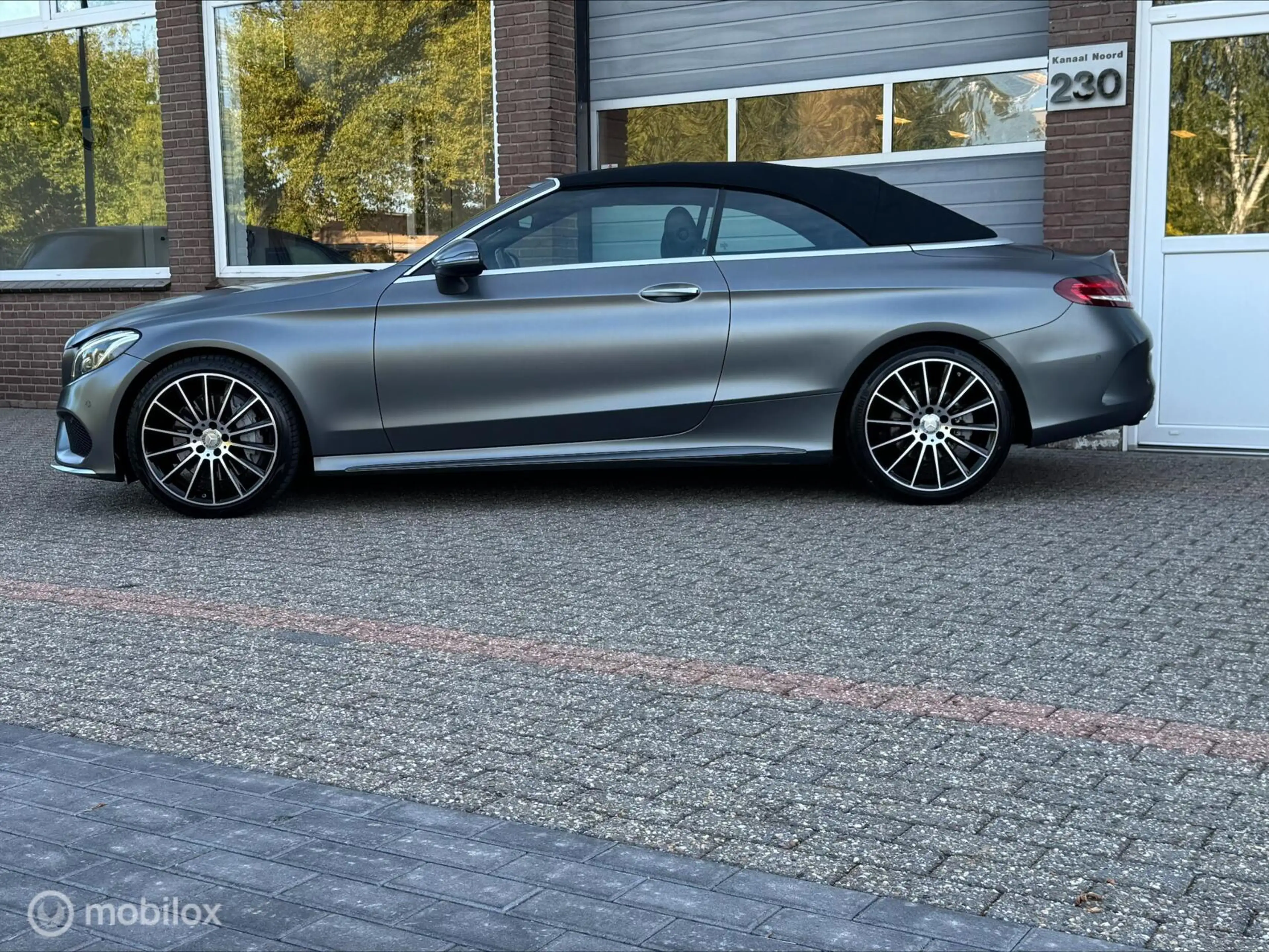 Mercedes-Benz C 250 Cabrio LEDER/ECC-AIRCO/CAMERA/NAVI/VOL — photo 12