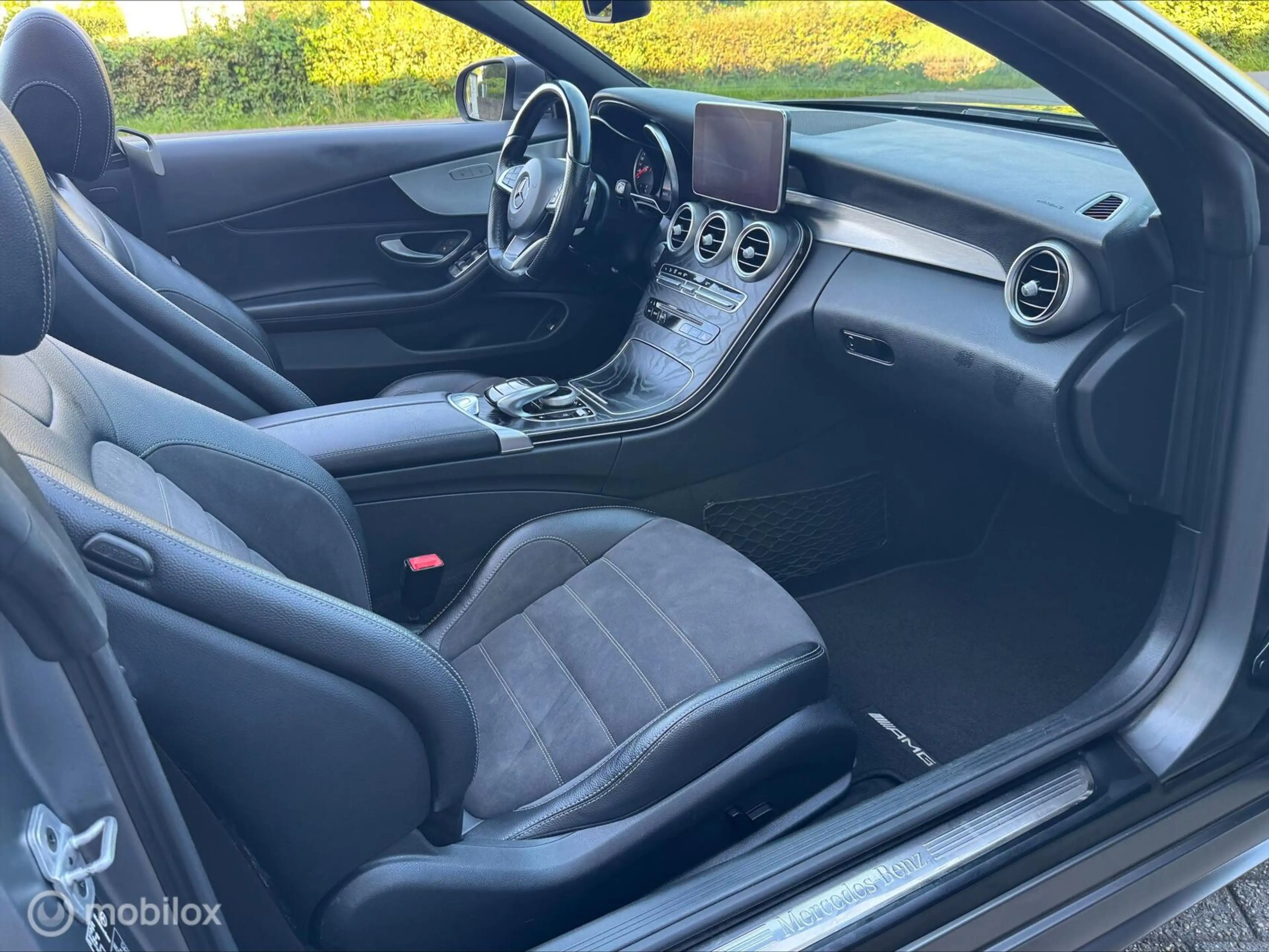 Mercedes-Benz C 250 Cabrio LEDER/ECC-AIRCO/CAMERA/NAVI/VOL — photo 4