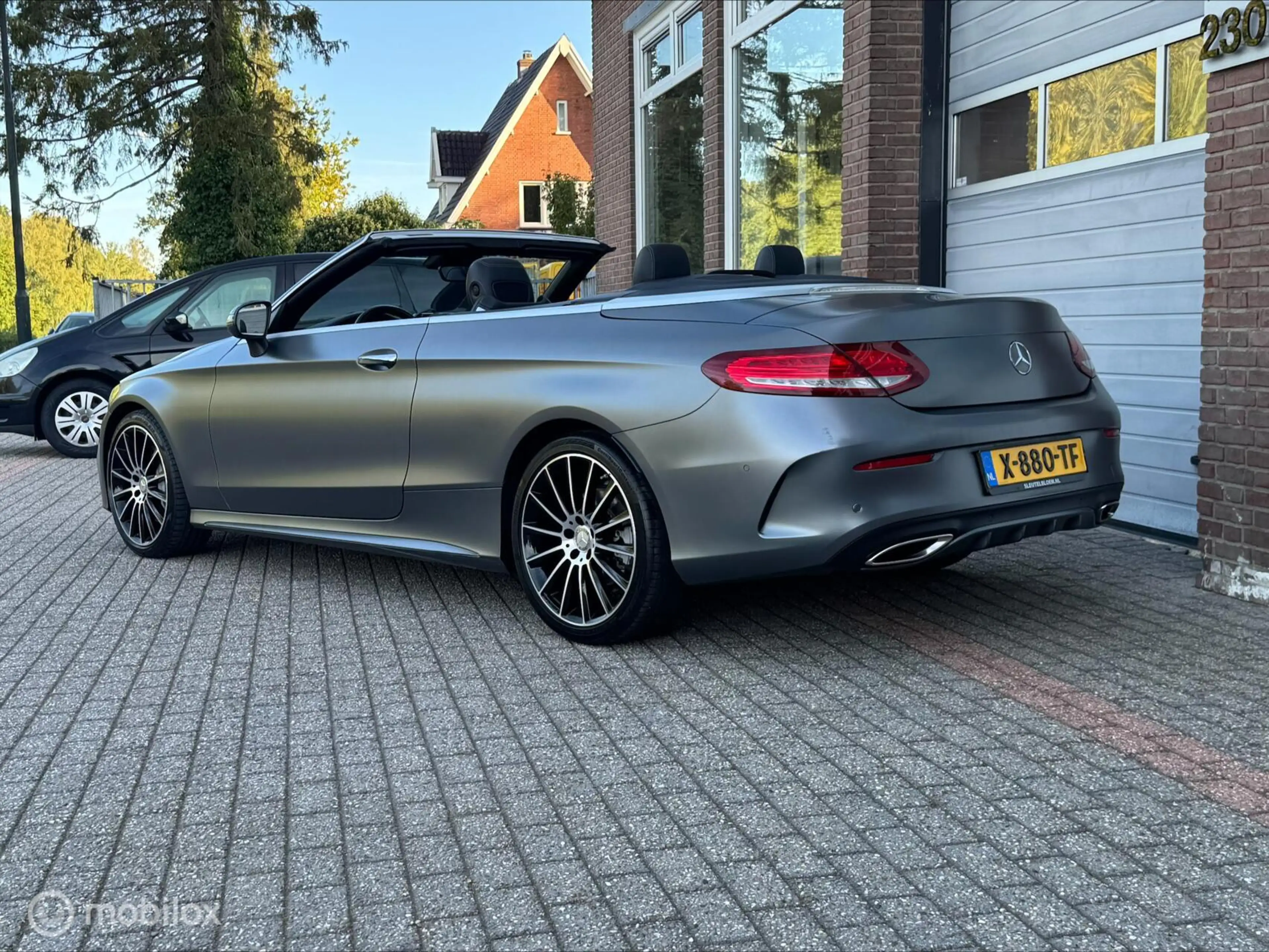 Mercedes-Benz C 250 Cabrio LEDER/ECC-AIRCO/CAMERA/NAVI/VOL — photo 3