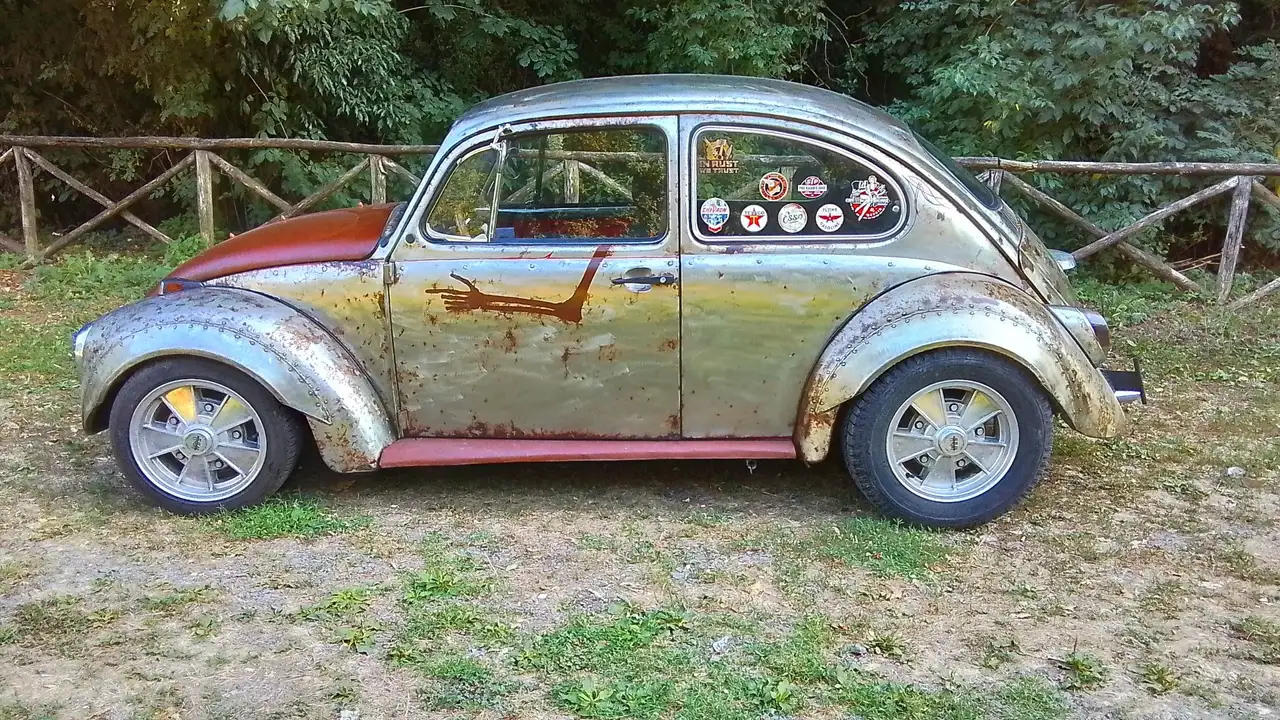 Volkswagen Maggiolino cal look, foto 1