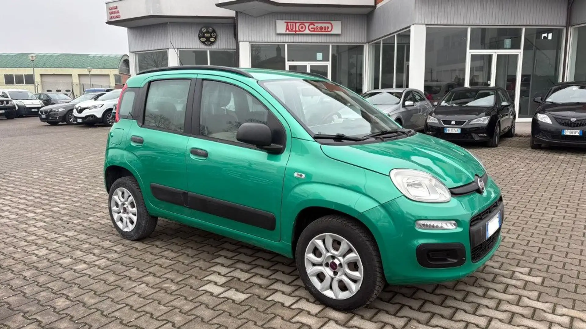 Fiat Panda 0.9 TwinAir Turbo Natural Power Pop X NEOPATENTATI Grün - 2