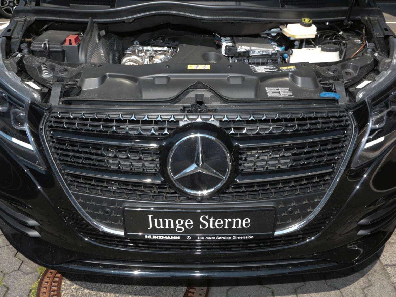 Mercedes-Benz V 250