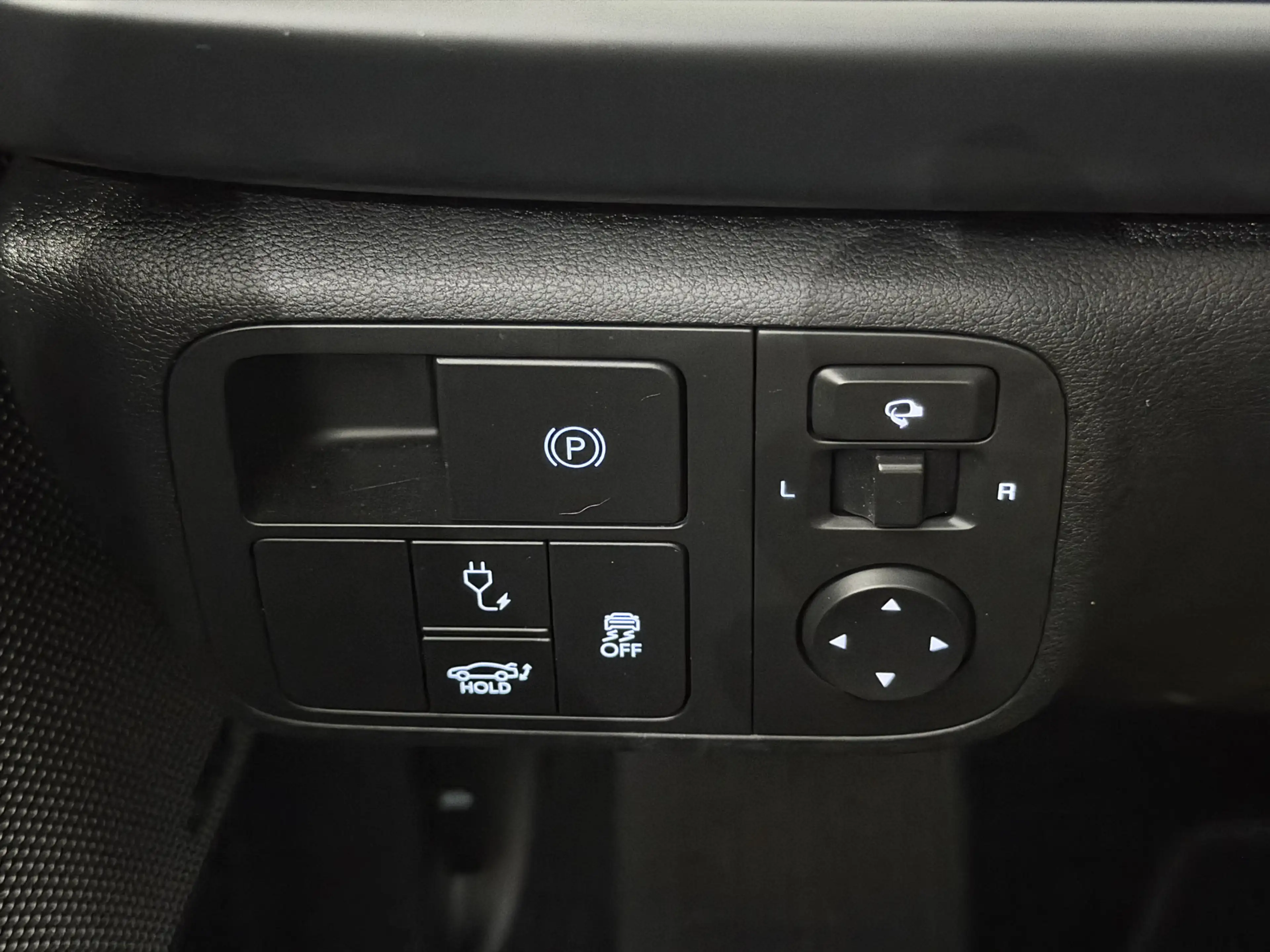 Hyundai IONIQ 6 First Edition AWD 77.4 kWh Panoramadak, 360 Camera — photo 31
