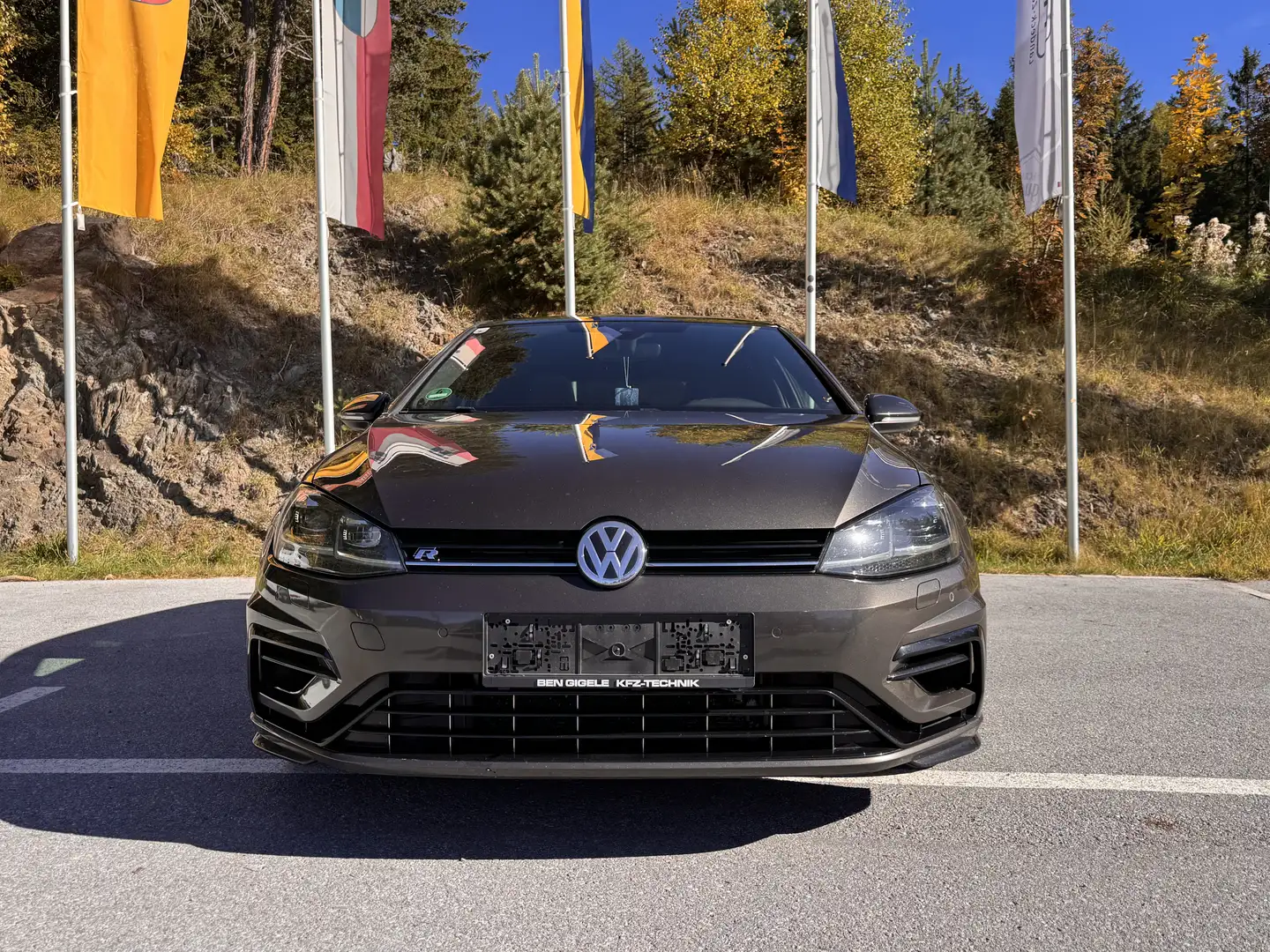 Volkswagen Golf R Golf 7.5 R mit sehr seltener Lackierung Braun - 2