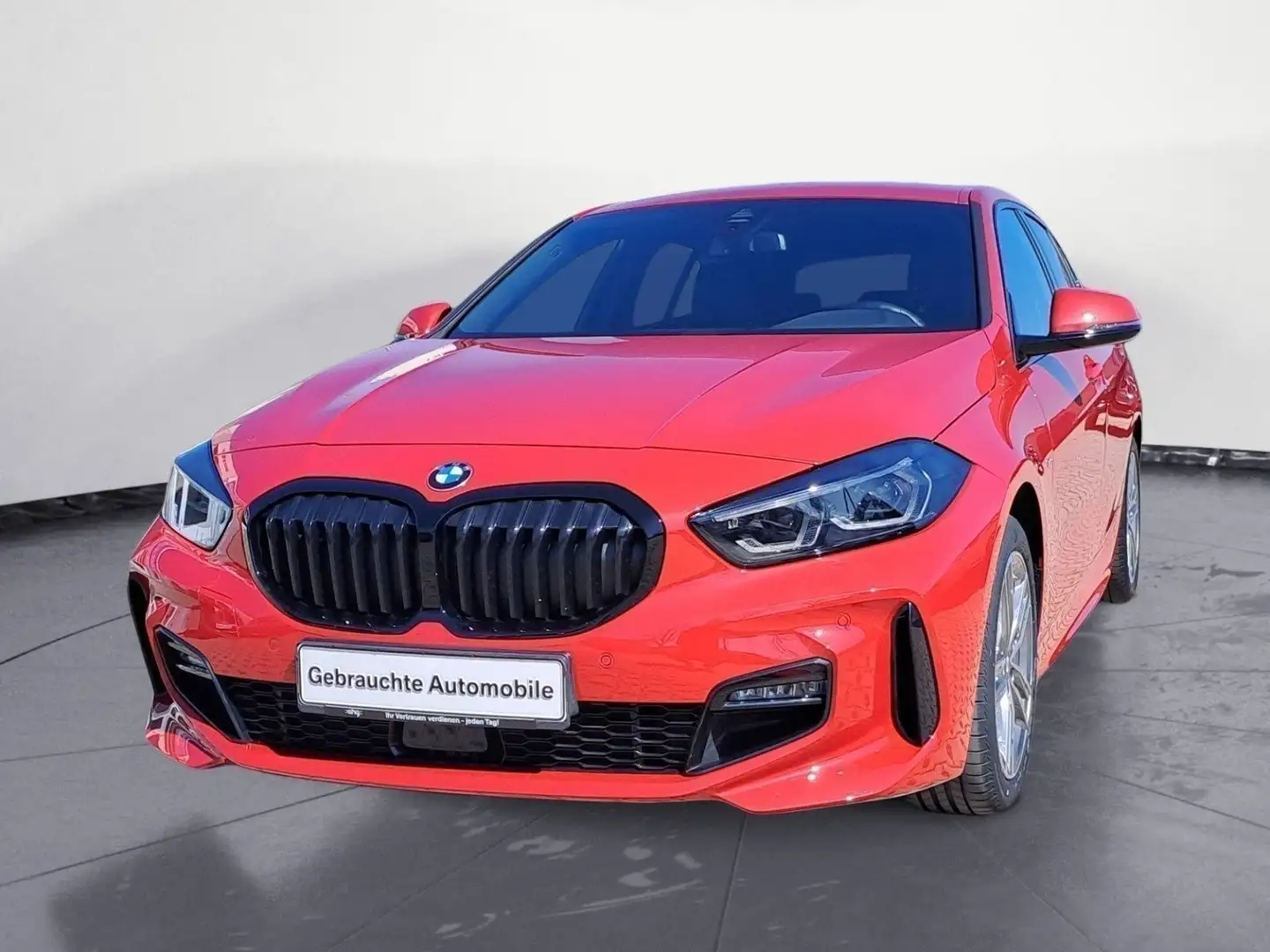 BMW 118 i M Sport Paket Klimaaut. Sportsitze PDC HIFI Rouge - 2