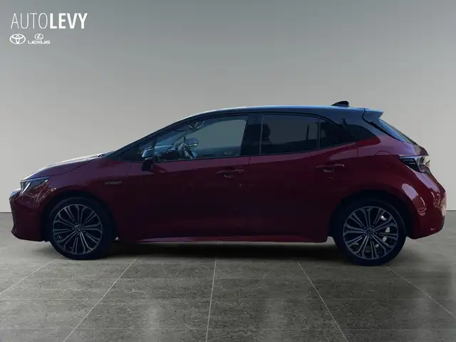 Toyota Corolla view 3
