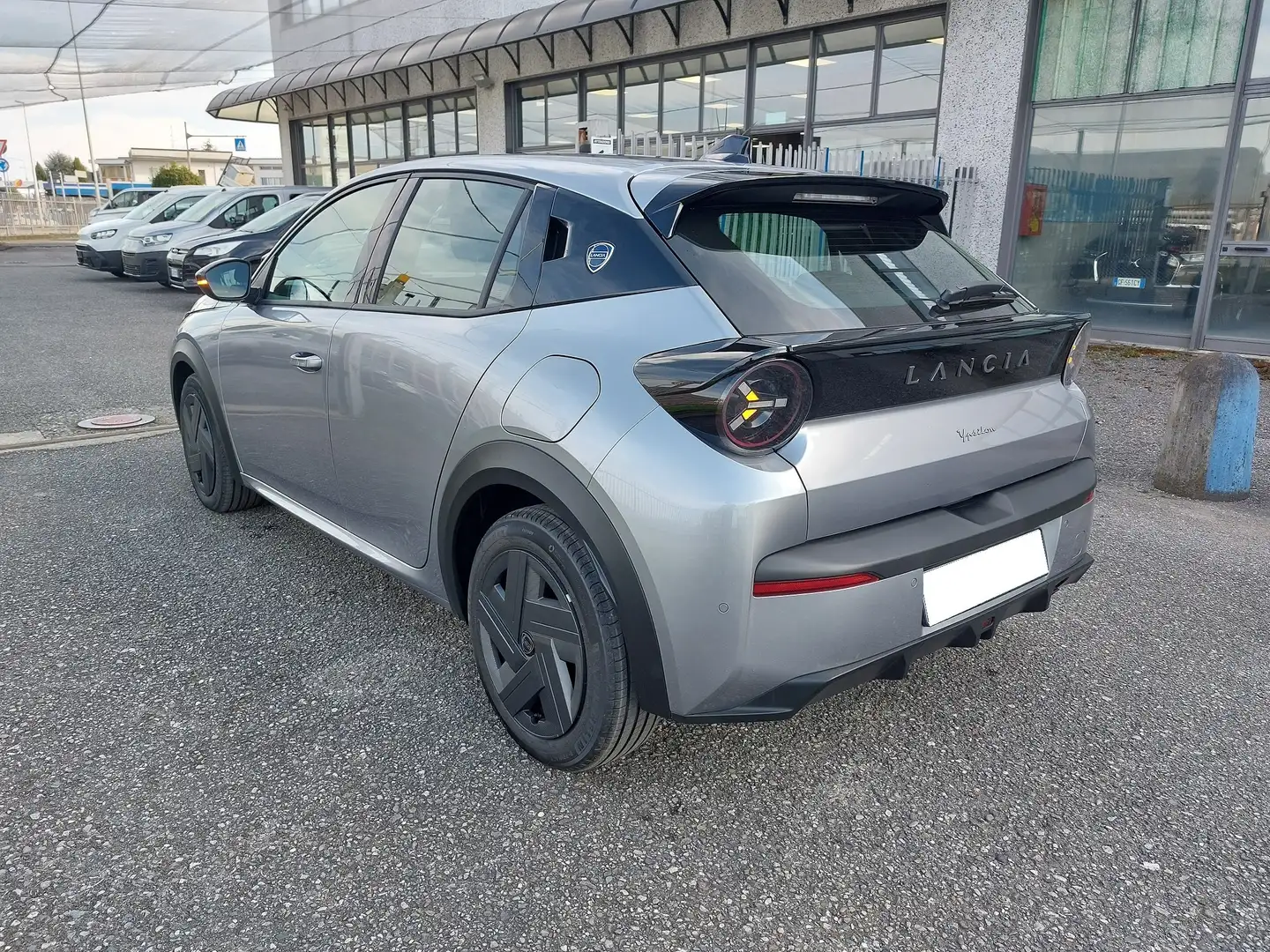 Lancia Ypsilon 1.2 mhev e-dct KM.0! PREZZO REALE!! Grigio - 2
